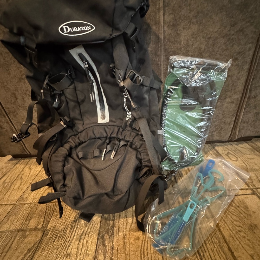 5L Backpack - Picture 4 of 7
